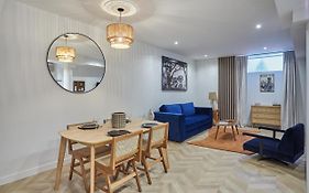 Duplex Center Of Paris By Studio Prestige